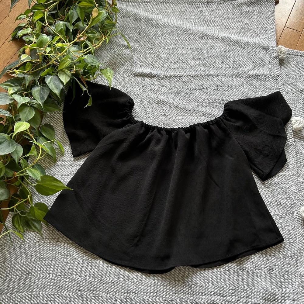 Keepsake ⎮ Off-shoulder top